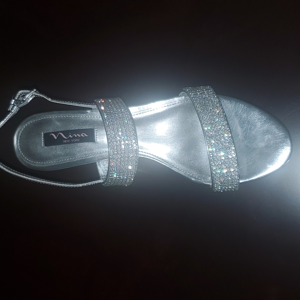 New no tags/box 2in silver wedge heels Mina New York 9.5